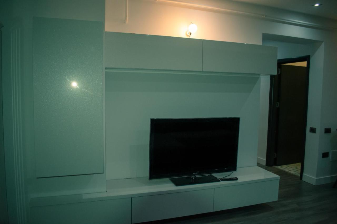 Appartamento Apartament Valcea Râmnicu Vâlcea Esterno foto