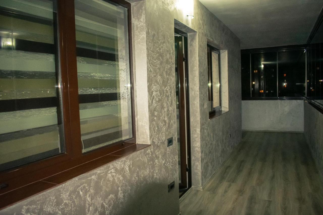 Appartamento Apartament Valcea Râmnicu Vâlcea Esterno foto